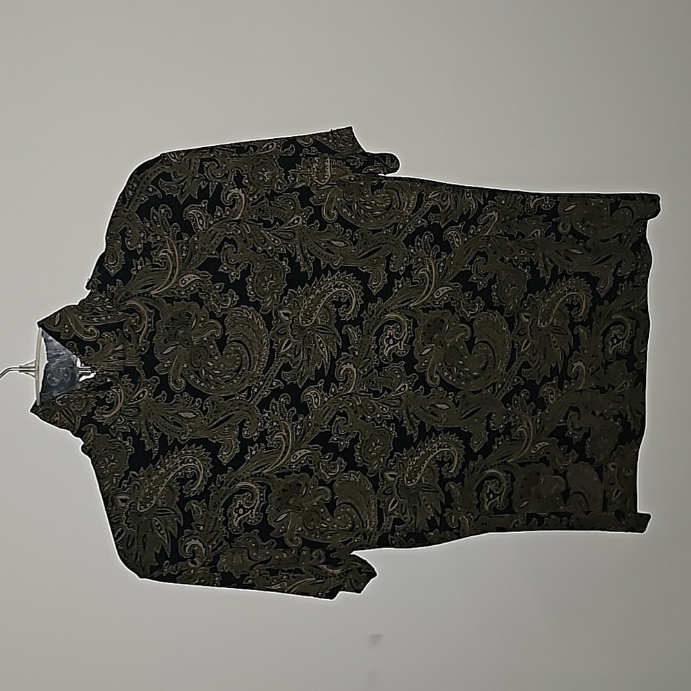 Susan Lawrence Ladies Short Sleeve Turtle Neck Top Black and Gold Print